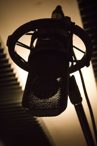 122209_microphone