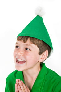 Little kid elf praying